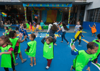 Festa das Crianças anima público cheio de energia dos CEUs Ottawa e Rosa de França