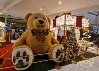 Parque Shopping Maia abre a temporada de Natal com decoração encantadora e chegada do Papai Noel