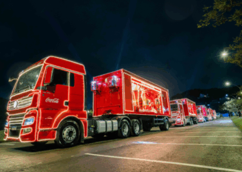 Caravana de Natal da Coca-Cola ilumina Guarulhos neste sábado