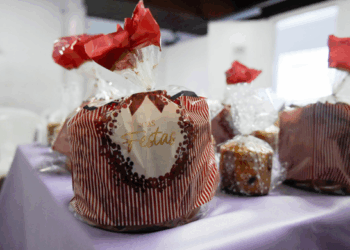 Prefeitura promove curso gratuito de panetone para mães atípicas