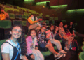Prefeitura leva crianças e jovens com deficiência para sessão inclusiva de cinema no Sesc Guarulhos
