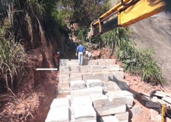 Prefeitura implanta galeria em trecho da Estrada do Itaim
