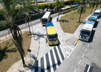 Prefeitura entrega novo acesso do Terminal Pimentas e melhora serviço à população