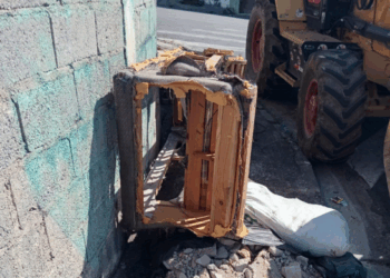 Prefeitura promove a remoção de descarte irregular em cinco bairros da cidade