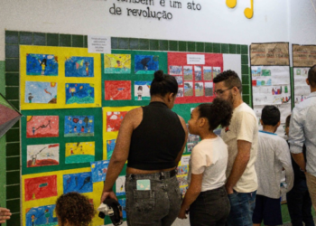 Alunos da rede municipal realizam exposição do Projeto Brincando com Pipas