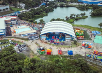 Prefeitura de Guarulhos promove show de Natal no CEU Bonsucesso