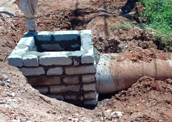 Prefeitura finaliza obra de galeria na Estrada do Itaim