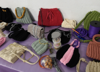 Prefeitura inicia curso de bolsas em crochê na Casa da Mulher Haroldo Veloso