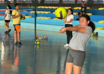 Prefeitura abre inscrições para aulas de skate, voleibol e futsal no CEU Pimentas