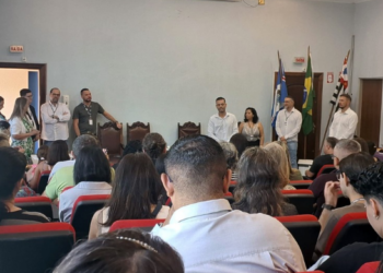 No Janeiro Branco, servidores da Prefeitura participam de palestra sobre cuidados com a saúde mental