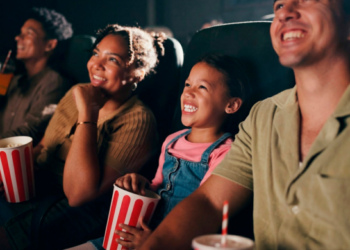 Cineminha do Bento realiza sessão gratuita com filme surpresa para reunir famílias no dia 27