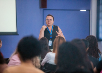 Educar para a Diversidade é tema de encontro formativo com estagiários de Pedagogia