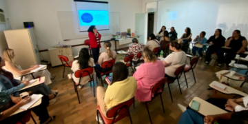 AEG promove oficina sobre alfabetização inclusiva para alunos com TEA e TDAH