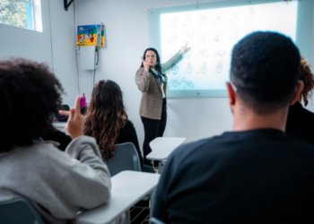 Prefeitura de Guarulhos oferece curso gratuito de Libras para iniciantes