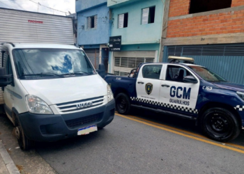 GCM de Guarulhos recupera caminhonete roubada no Taboão
