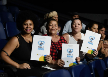 Prefeitura de Guarulhos entrega títulos de propriedade para 363 famílias neste sábado