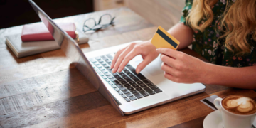 Procon Guarulhos alerta para sinais de golpes em compras online