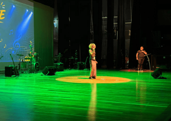 Canta Juventude premia jovens guarulhenses que soltaram a voz no palco do Teatro Adamastor