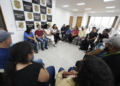 Deficientes visuais visitam Centro de Apoio Técnico para Pessoas com Deficiência em delegacia seccional