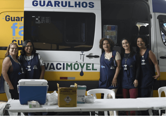 Vacimóvel atende no Taboão para ampliar o acesso à vacinação em Guarulhos