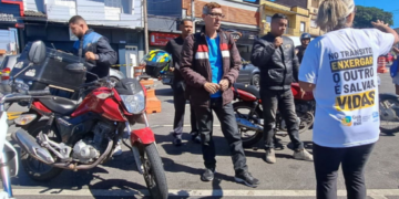 Ação educativa da Prefeitura de Guarulhos orienta motociclistas sobre o Maio Amarelo – TRÂNSITO SEGURO