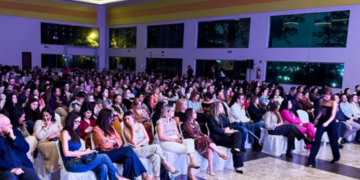 Teatro Adamastor em Guarulhos recebe Fórum Regional de Mulheres com diálogo sobre menopausa no dia 17/06 – SAÚDE DA MULHER