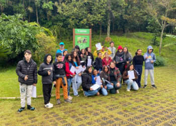 Alunos de escola estadual visitam Horto Florestal de Guarulhos para aprender sobre plantas e solo – EDUCAÇÃO AMBIENTAL