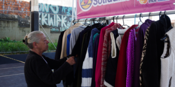 Varal Solidário entrega três mil peças de roupas no Jardim Maria Alice em Guarulhos – SOLIDARIZA’AÇÃO E INCLUSÃO