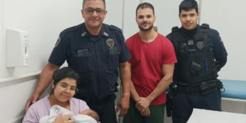 GCM de Guarulhos salva bebê de 10 dias com manobra de desengasgo no Jardim Cumbica – SEGURANÇA PÚBLICA