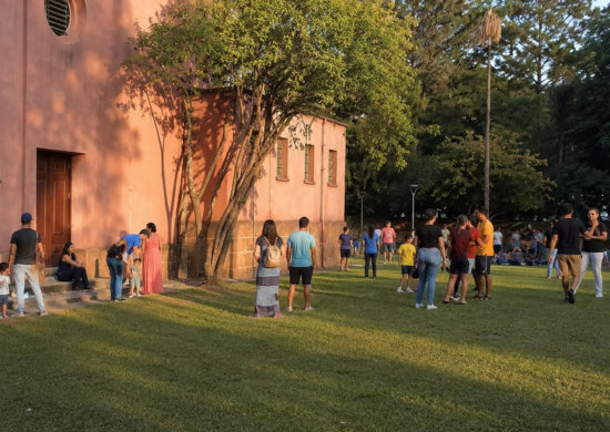 Teatro Padre Bento em Guarulhos terá edição especial do “Férias no Teatro” nesta quinta-feira, 23/07, com brinquedos infláveis, pipoca e algodão-doce – LAZER E CULTURA