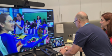 Estudantes de escolas municipais desenvolvem criaturas virtuais para o MIT Museum, nos Estados Unidos – EDUCAÇÃO PÚBLICA DE GUARULHOS EM EVENTO INTERNACIONAL