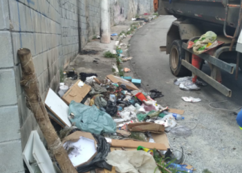Prefeitura de Guarulhos realiza limpeza e remoção de resíduos no Vila Rio – ZELADORIA URBANA