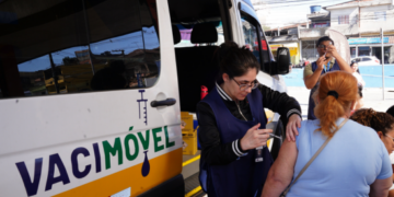 Vacimóvel aplica 316 doses de vacinas durante ação no Terminal Pimentas em Guarulhos – VACINA’AÇÃO – SAÚDE PÚBLICA
