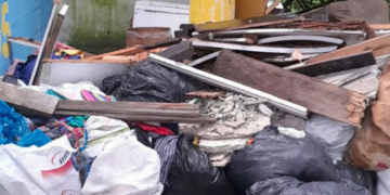 Prefeitura de Guarulhos realiza limpeza e remoção de resíduos na Estrada David, no Cabuçu – ZELADORIA URBANA