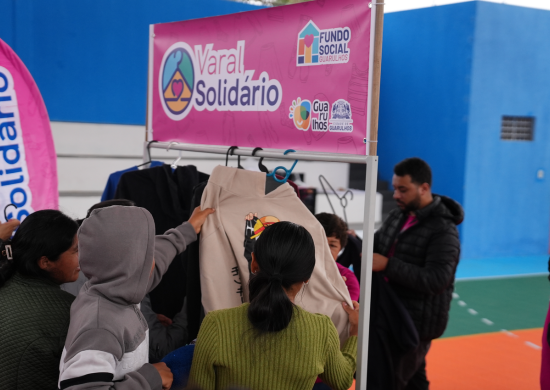 Varal Solidário entrega 1.600 peças de roupas na Vila Carmela em Guarulhos – SOLIDARIEDADE E INCLUSÃO