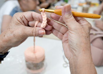 Casas da Mulher de Guarulhos oferecem gratuitamente oficinas de artesanato ao longo da semana –  INSCREVA-SE – MÃOS QUE CRIAM, MULHERES QUE SE FORTALECEM