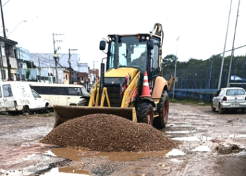 Prefeitura de Guarulhos promove conservação em trecho de avenida no Jardim Ponte Alta – INFRAESTRUTURA URBANA