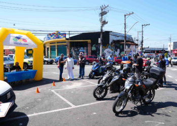 Prefeitura de Guarulhos promove blitz educativa com motociclistas e palestra com estudantes – TRÂNSITO SEGURO, RESPEITO À VIDA