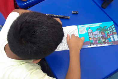 Alunos da rede municipal de Guarulhos recebem livro de ilustrações sobre segurança no trânsito – TRÂNSITO SEGURO, RESPEITO À VIDA